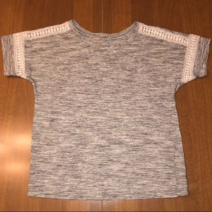 Old Navy Gray Tee Shirt !